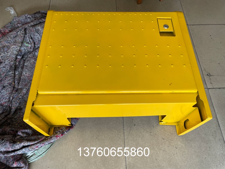 PC200-8ھ